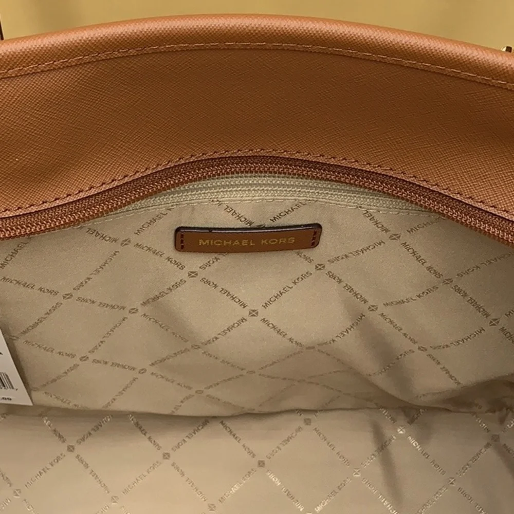 MICHAEL KORS TOP ZIP LARGE TOTE VANILLA COLOR